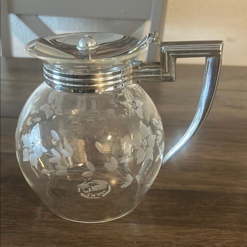 Elegant Silver and Clear Glass Pitcher VTGE PYREX TEAPOT 30'S